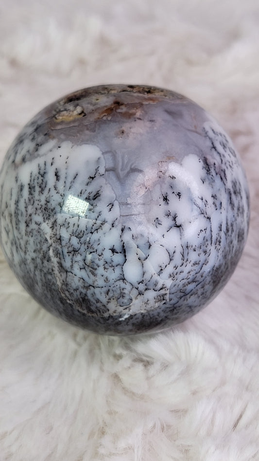 "Lilac Agate", Dendritic White Agate Sphere