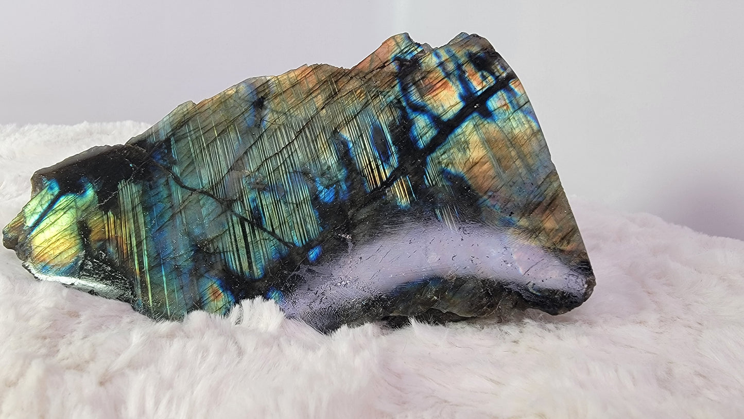 Labradorite Free Form