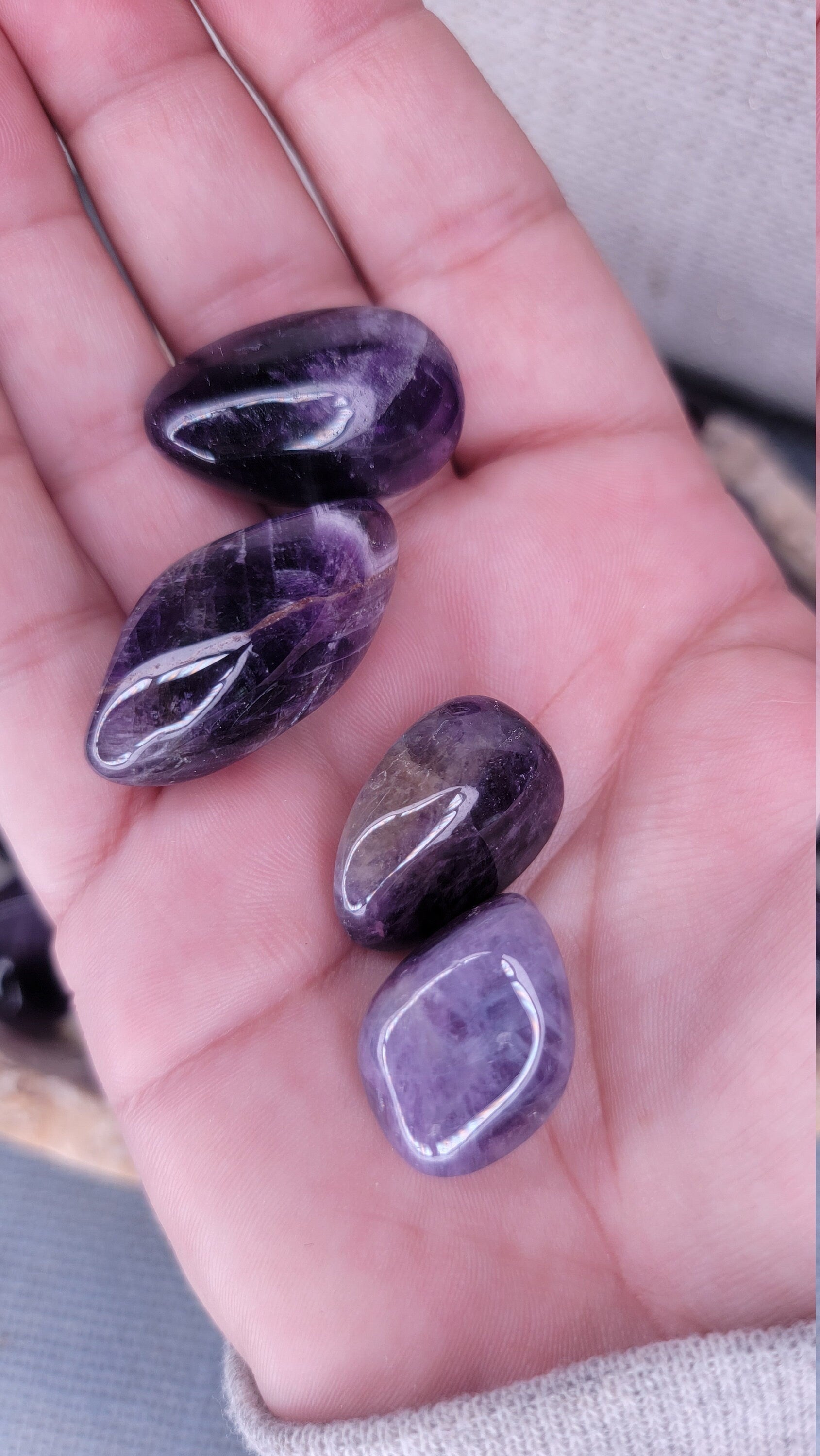 AA Grade Amethyst Tumbled Stones.